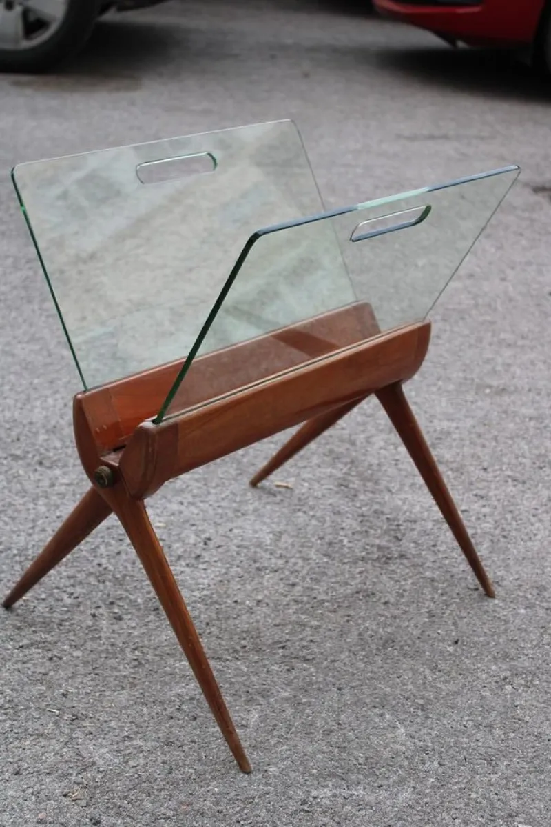Pamono Magazine Rack in Cherry and Glass attributed to Cesare Lacca for Cassina, Italy, 1950s> Magazine Racks