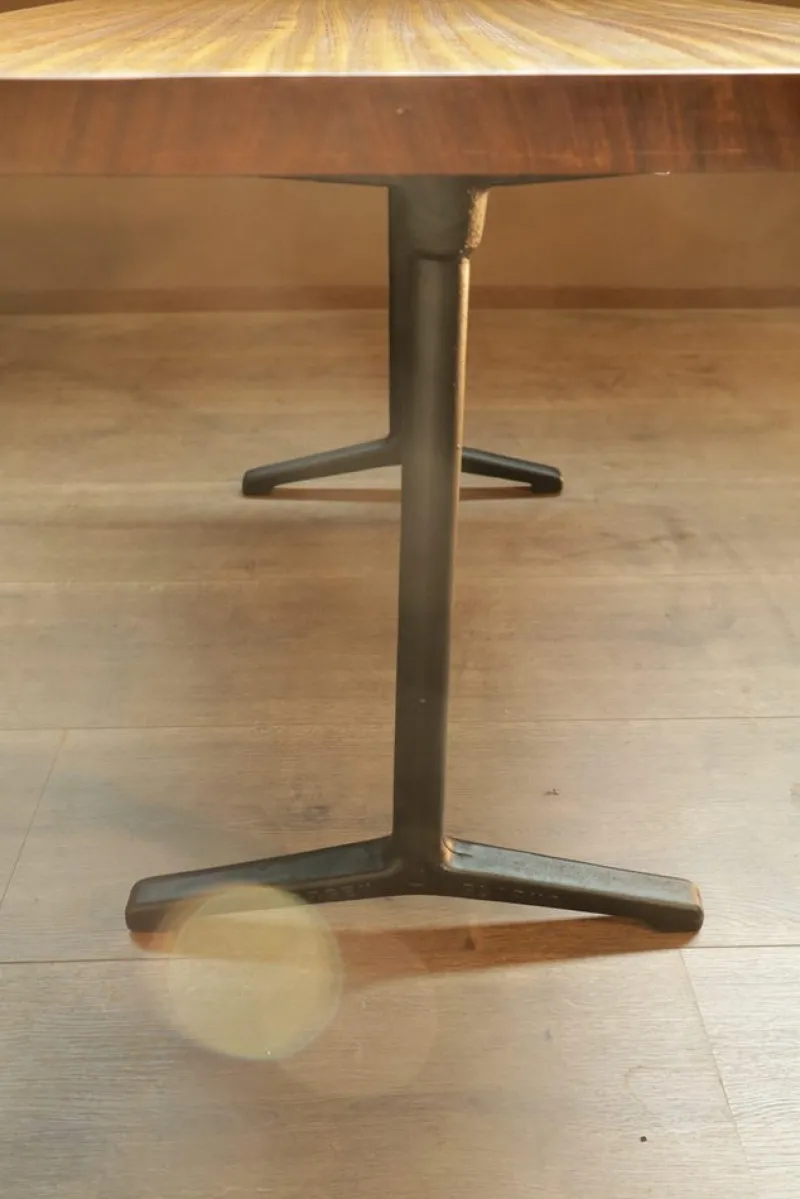 Pamono Mahogany Bistro Table from Horgenglarus> Garden Tables