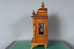Hot Pamono Mantel Clock from Junghans