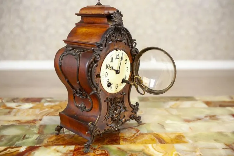 Pamono Mantel Clock in Walnut Case from Lenzkirch, 1890s> Clocks
