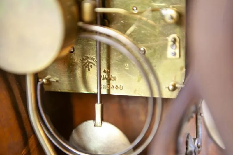 Pamono Mantel Clock in Walnut Case from Lenzkirch, 1890s> Clocks