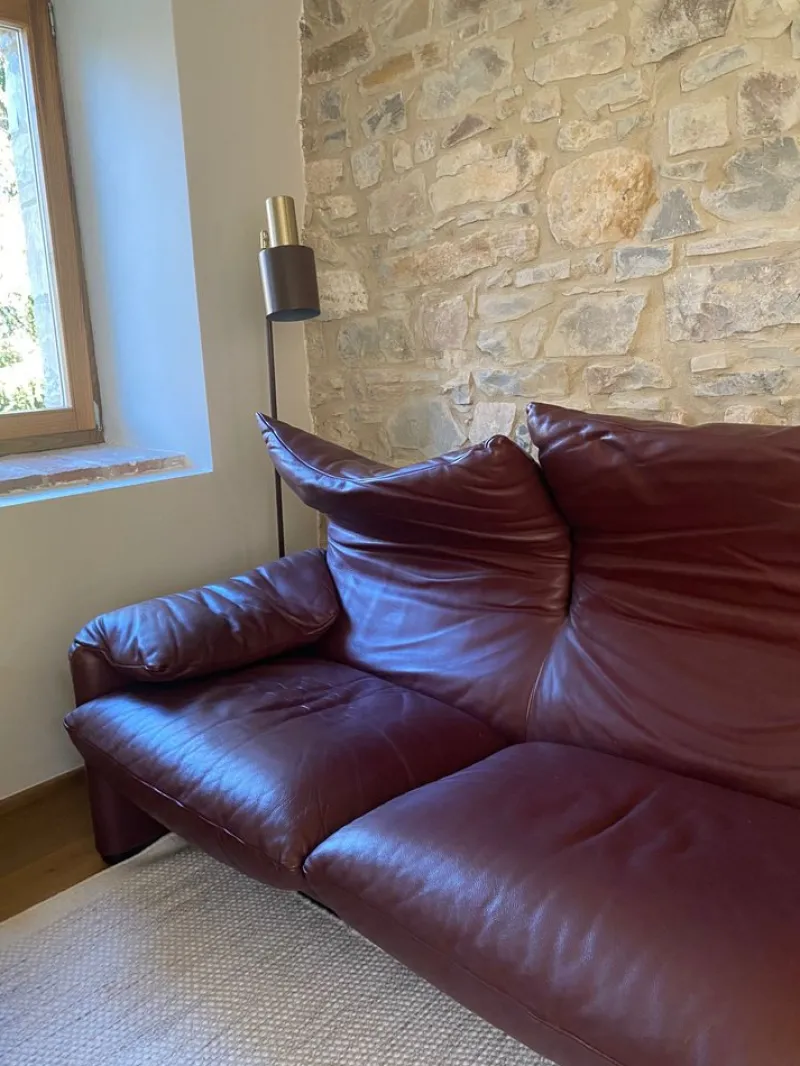Pamono Maralunga Sofa and Armchairs in Burgundy Leather by Vico Magistretti for Cassina, 2000s, Set of 3
