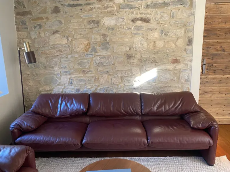 Pamono Maralunga Sofa and Armchairs in Burgundy Leather by Vico Magistretti for Cassina, 2000s, Set of 3