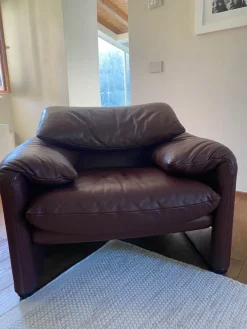 Pamono Maralunga Sofa and Armchairs in Burgundy Leather by Vico Magistretti for Cassina, 2000s, Set of 3