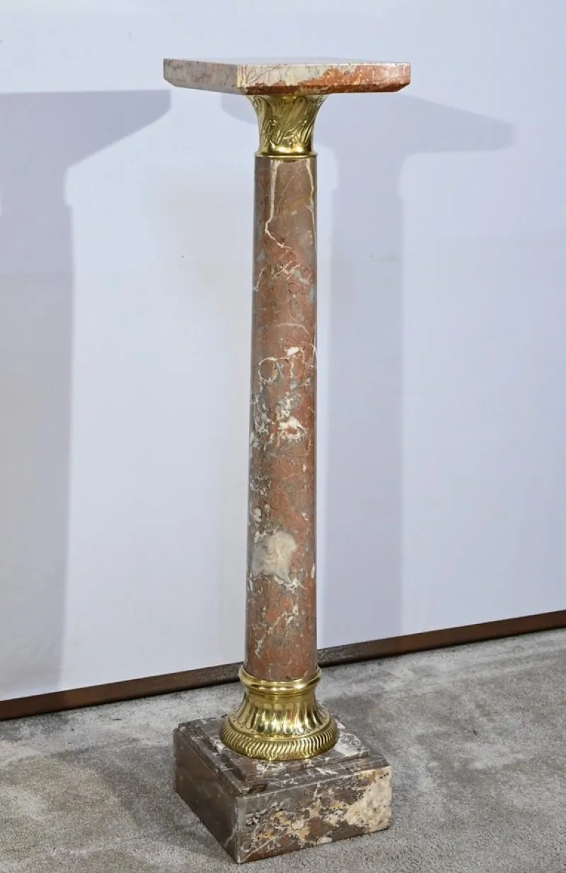 Hot Pamono Marble Column with Pivoting Tray, Late 19th Century