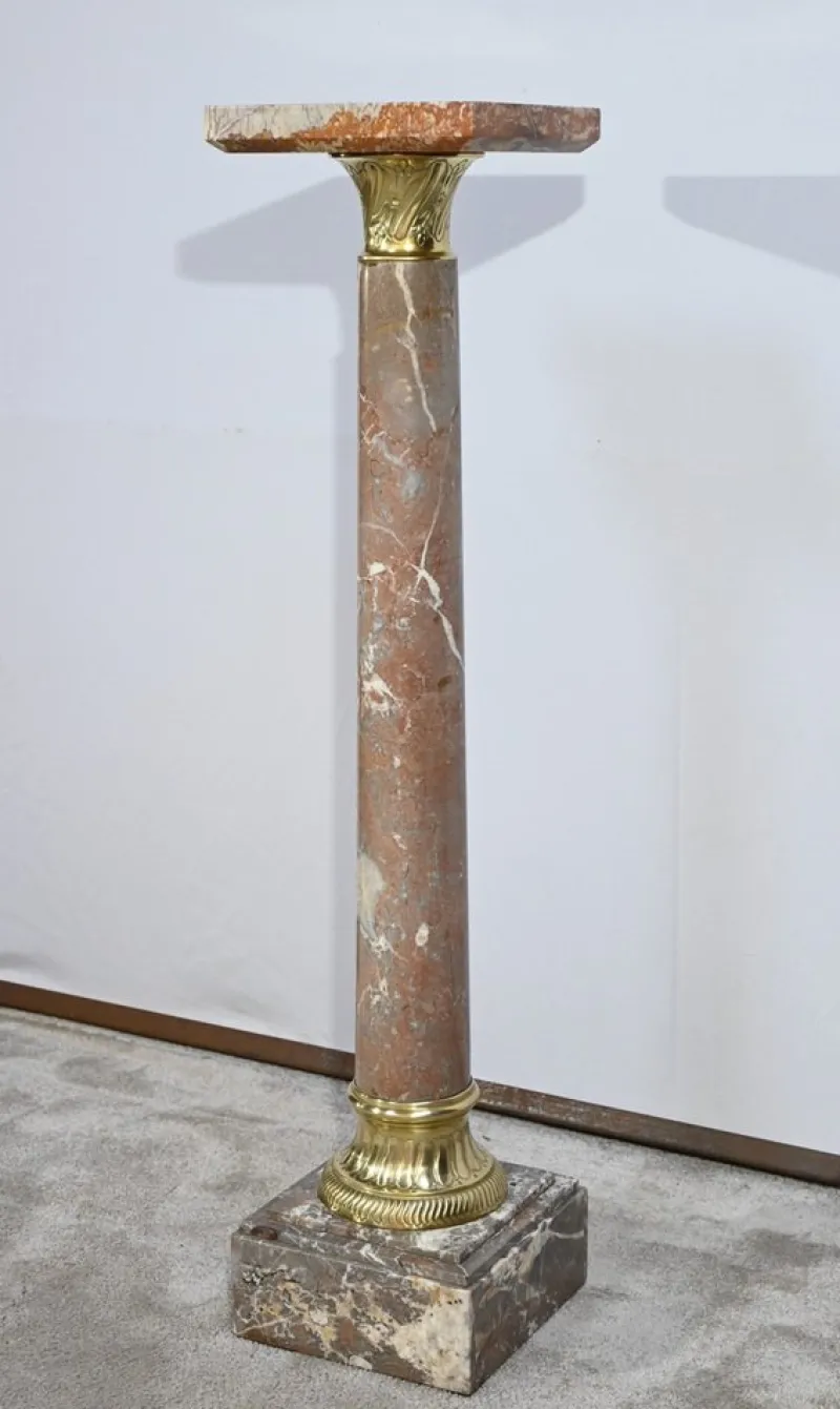 Hot Pamono Marble Column with Pivoting Tray, Late 19th Century