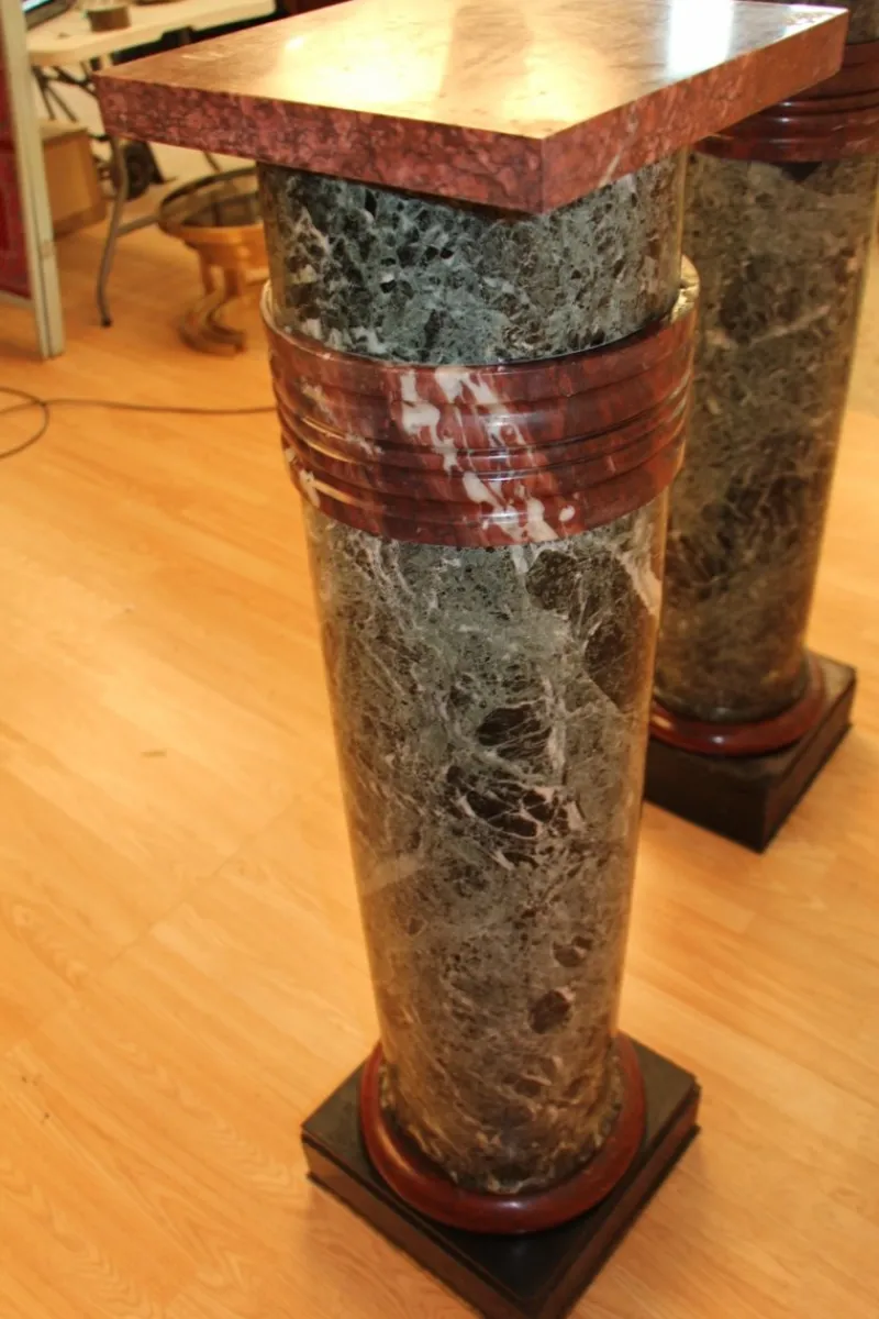 Pamono Marble Columns, Set of 2> Pedestals And Columns