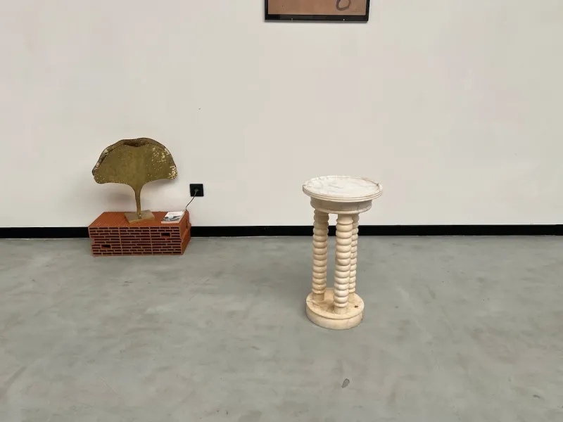 Pamono Marble Stand with 3 Columns, 1970> Pedestals And Columns