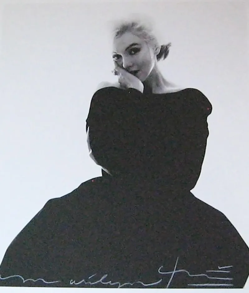 Clearance Pamono Marilyn in the black dress looking at you 2007