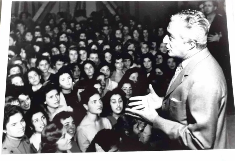 Sale Pamono Mary Scheler, Vittorio De Sica, Photograph, 1956