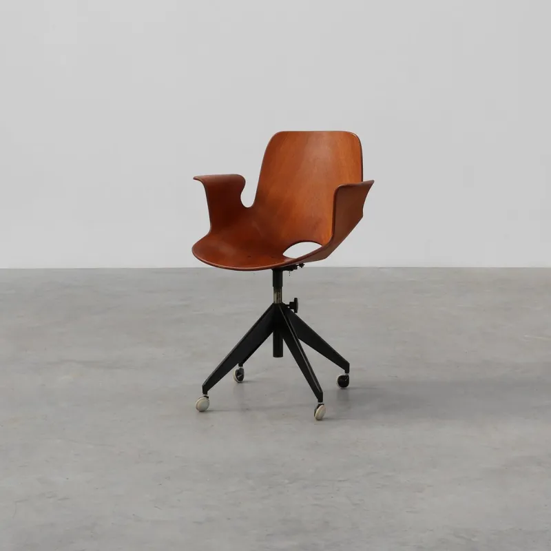 Sale Pamono Medea Office Chair by Vittorio Nobili for Fratelli Tagliabue, 1950s
