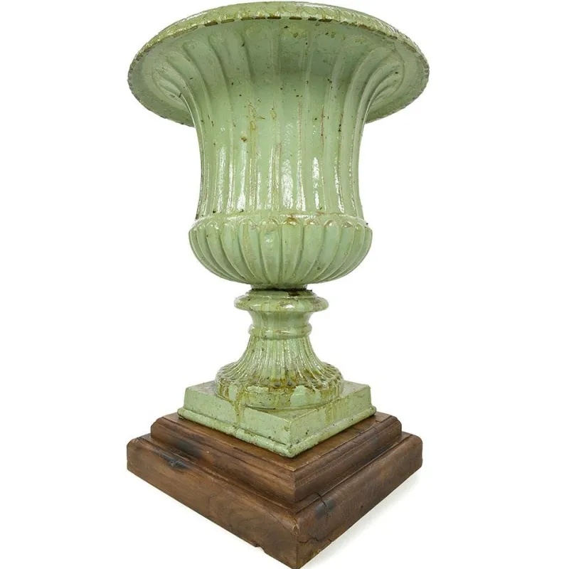 Pamono Medici Cast Iron Vases with Green Patina, Set of 2> Vases
