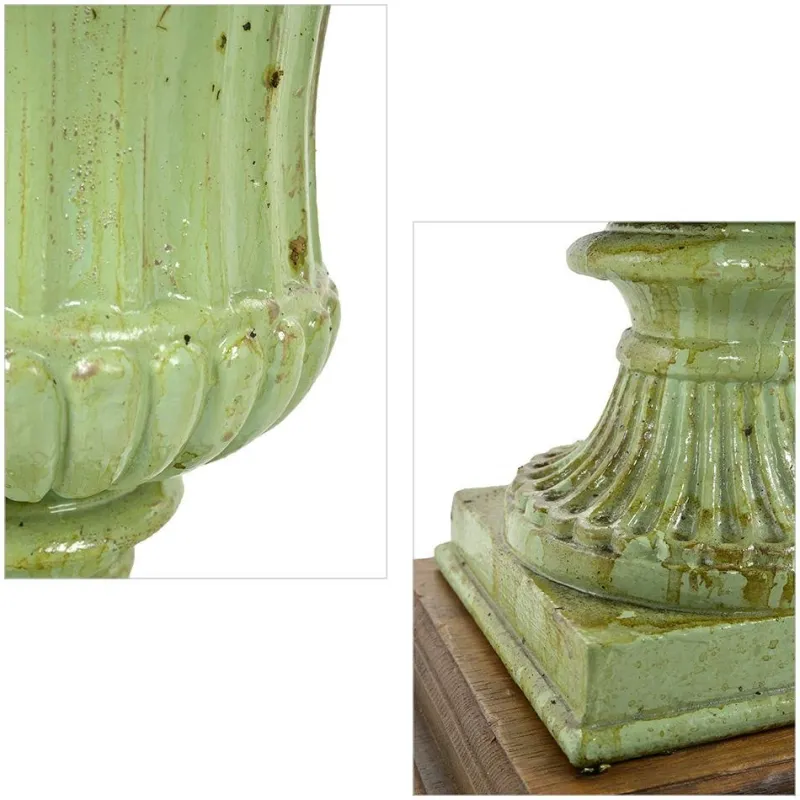 Pamono Medici Cast Iron Vases with Green Patina, Set of 2> Vases