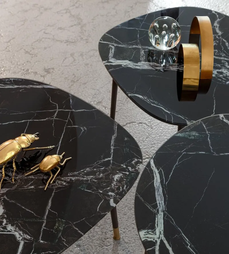 Pamono Medium Pebble Coffee Table by Morica Design> Tables