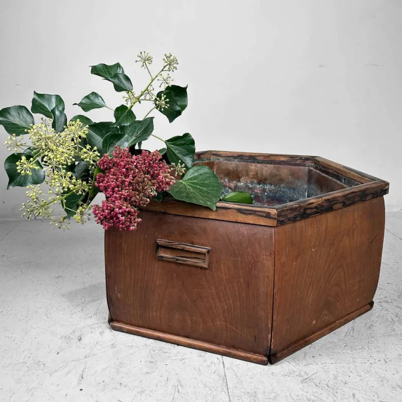 Pamono Meiji Japanese Hibachi Fire Pot, 1890s> Fireplaces And Mantels