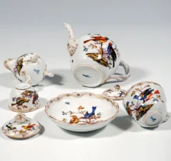 Outlet Pamono Meissen Tea Service with Bird and Insect Painting and Gold, Germany, 1820, Set of 6
