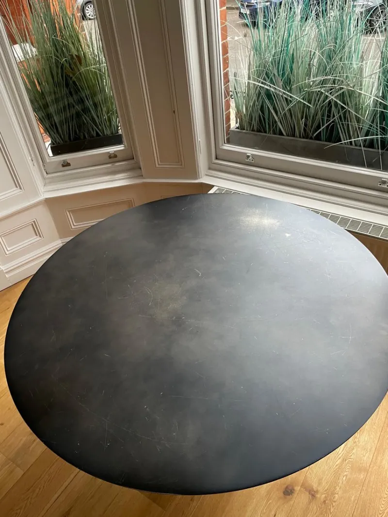 Pamono Metal Round Dining Table by AM.PM, 2010s> Dining Tables & Sets