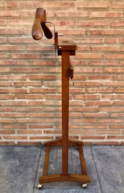 Pamono Mid Century Modern Italian Wood Valet Stand, 1960s><noscript><img width=