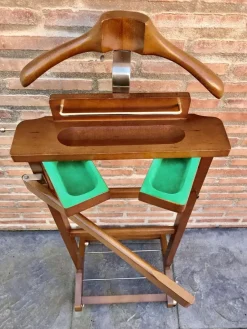 Pamono Mid Century Modern Italian Wood Valet Stand, 1960s><noscript><img width=