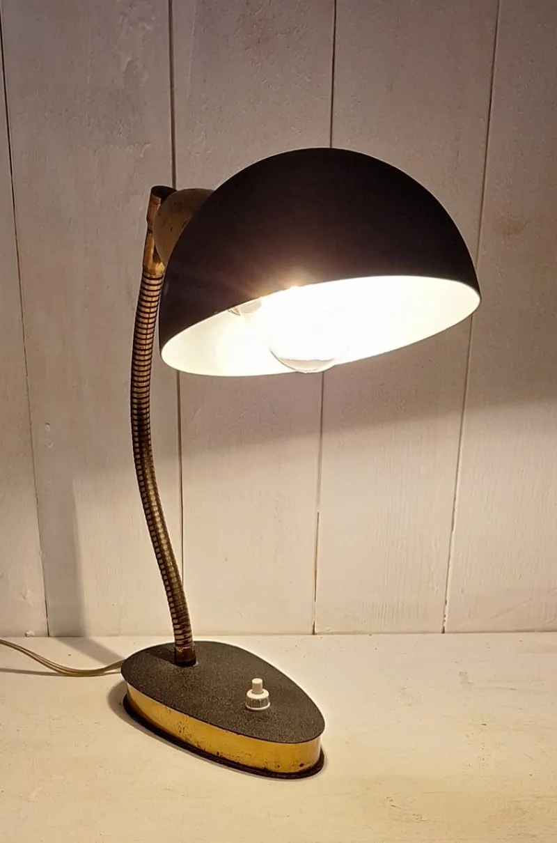New Pamono Mid-Century Adjustable Desk Lamp with Brass Flex Arm and Black Lacquered Metal Reflector, 1960s