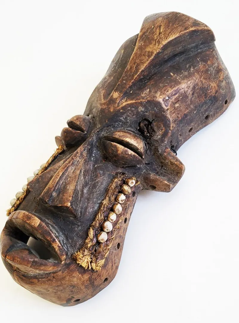 Hot Pamono Mid-Century African Mask, 1950s