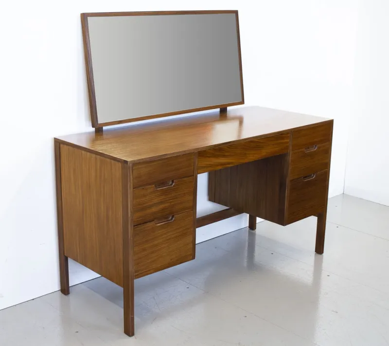 Pamono Mid-Century Afromosia Dressing Desk by Richard Hornby, 1960s> Dressing Tables