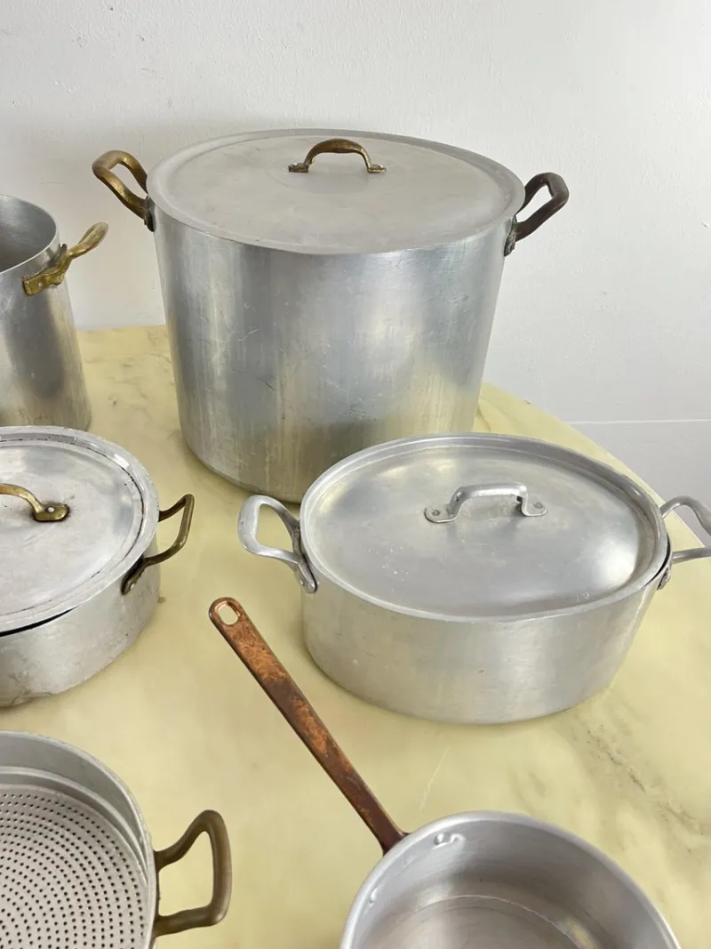 Pamono Mid-Century Aluminum and Copper Cooking Pots, 1930s, Set of 7> Cutlery & Serving Utensils