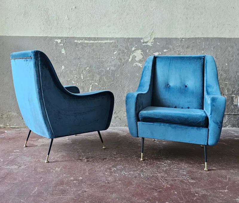 Best Pamono Mid-Century Armchairs in Blue Velvet, Italy, 1950s, Set of 2