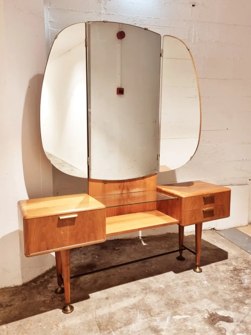 Pamono Mid-Century Art Deco Style Walnut & Brass Dressing Table by A.A. Patijn for Zijlstra Joure> Dressing Tables