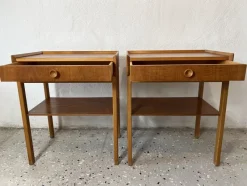 Pamono Mid-Century Bedside Tables in Teak, 1960s, Set of 2> Nightstands