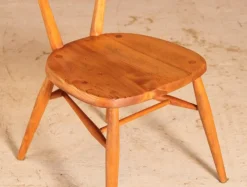 Sale Pamono Mid-Century Blue Dot Children's Chair from Ercol, 1960s