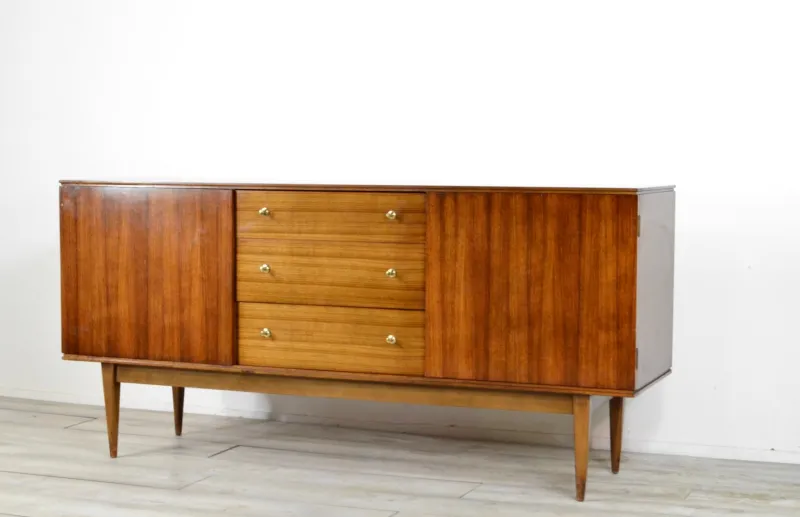 Pamono Mid-Century British Walnut and Brass Sideboard from Wrighton, 1960s> Sideboards & Buffets