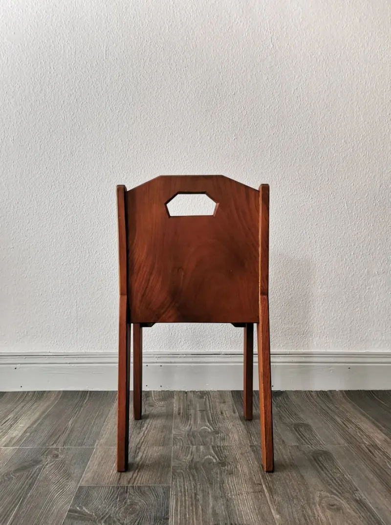 Pamono Mid-Century Brutalist Children's Desks, 1950s, Set of 2> Children's Tables