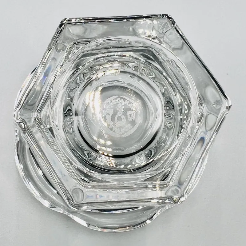 Pamono Mid-Century Crystal Harcourt Missouri Condiment or Caviar Set with Lidded Central Jar, Spoon, and Two Facetted Cut Dishes in Gilt Handled Tray from Baccarat, 1950s, Set of 6> Serving Dishes
