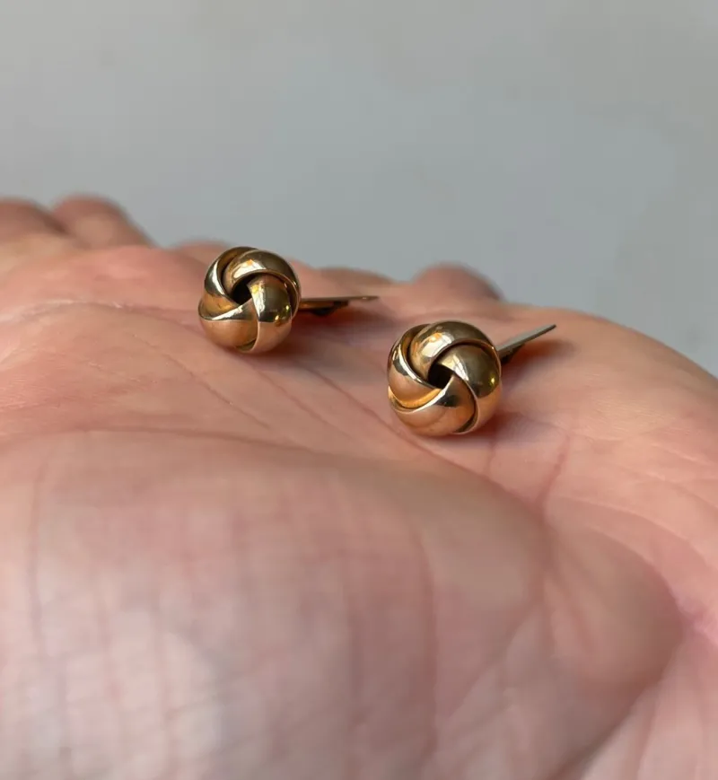 Pamono Mid-Century Cufflinks in Knotted 14 Carat Yellow Gold, 1960s, Set of 2> Cufflinks