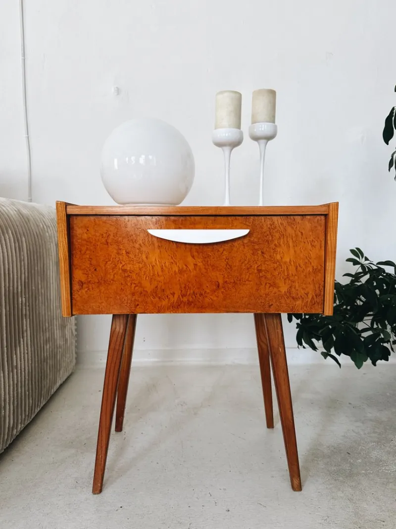 Pamono Mid-Century Czech Nightstands, 1960s, Set of 2> Nightstands