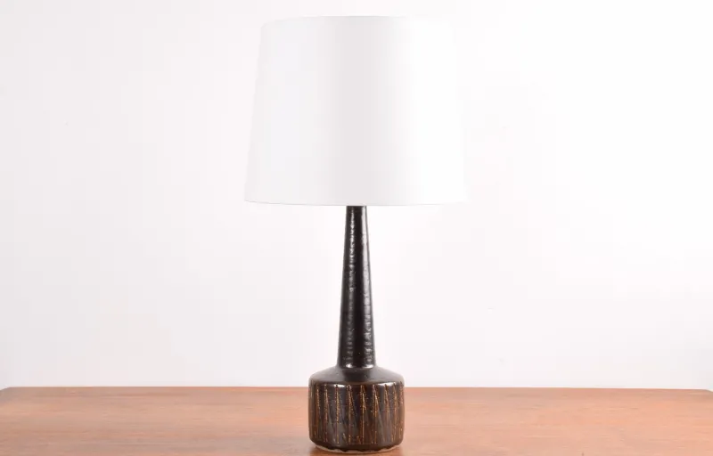 Pamono Mid-Century Danish Brown Glazed and Striped Ceramic Table Lamp from Palshus, 1960s> Table Lamps