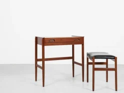Best Pamono Mid-Century Danish Dressing Table in Teak with Ottoman from Dyrlund, 1960s, Set of 2