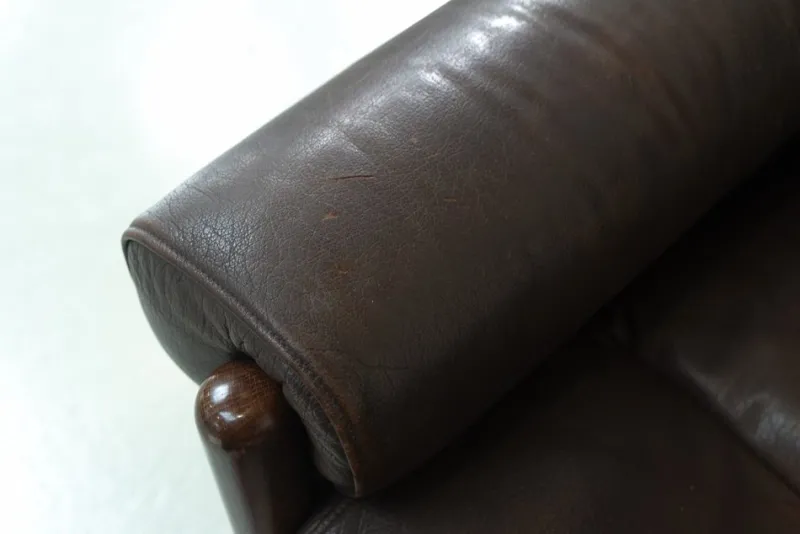 Sale Pamono Mid-Century Danish Leather Lounge Chair in the style of Norell, 1960s