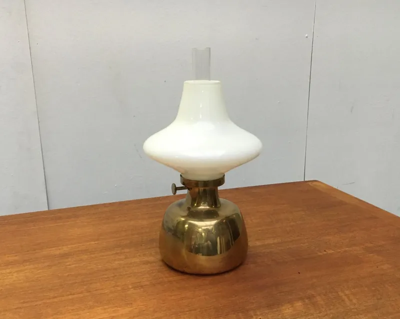 Pamono Mid-Century Danish Model Petronella Oil Table Lamp by Henning Koppel for Louis Poulsen, 1960s> Candleholders