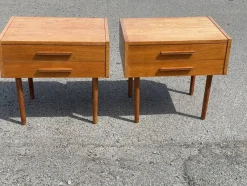 Pamono Mid-Century Danish Modern Nightstands, 1969, Set of 2> Nightstands