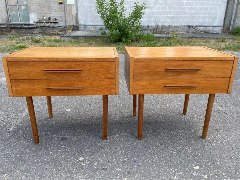 Pamono Mid-Century Danish Modern Nightstands, 1969, Set of 2> Nightstands