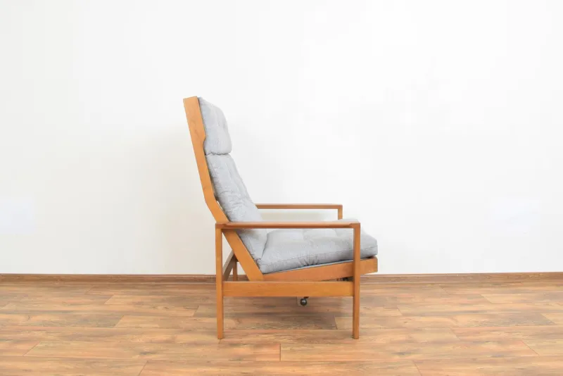 Pamono Mid-Century Danish Oak Armchair by Leif Alring for Madsen & Schubell, 1960s> Lounge Chairs & Armchairs