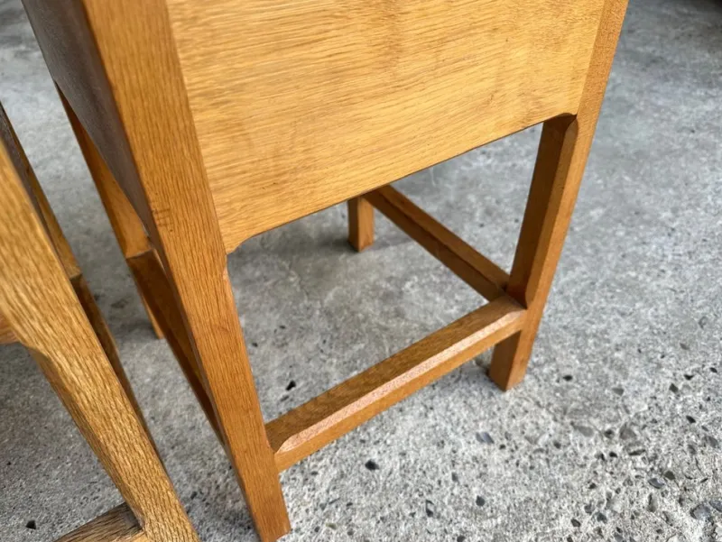 Pamono Mid-Century Danish Oak Cube Flower Tables, 1960s, Set of 2> Garden Tables