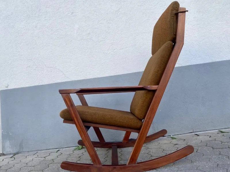 Pamono Mid-Century Danish Rocking Chair by Poul M. Volther> Rocking Chairs