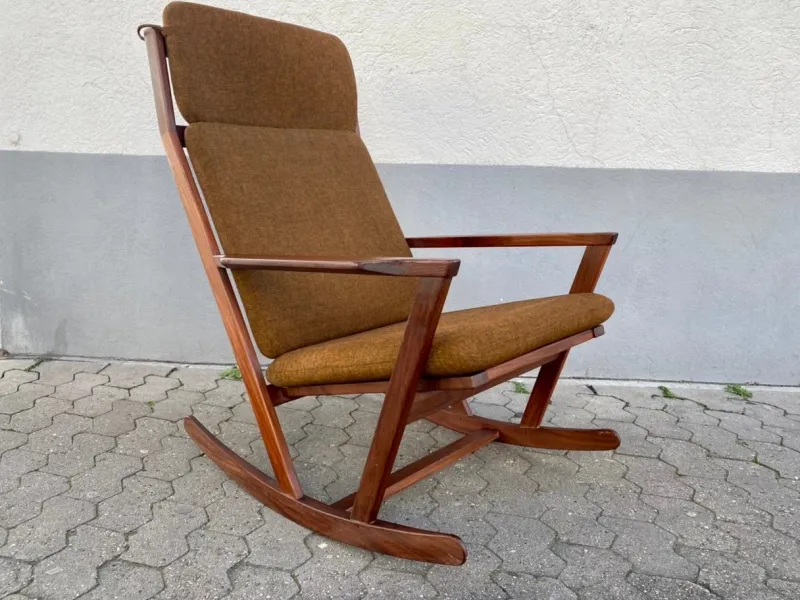 Pamono Mid-Century Danish Rocking Chair by Poul M. Volther> Rocking Chairs