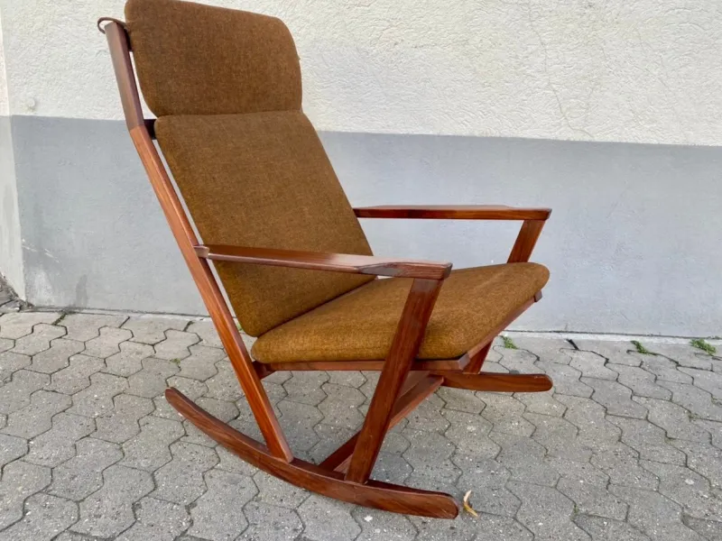 Pamono Mid-Century Danish Rocking Chair by Poul M. Volther> Rocking Chairs
