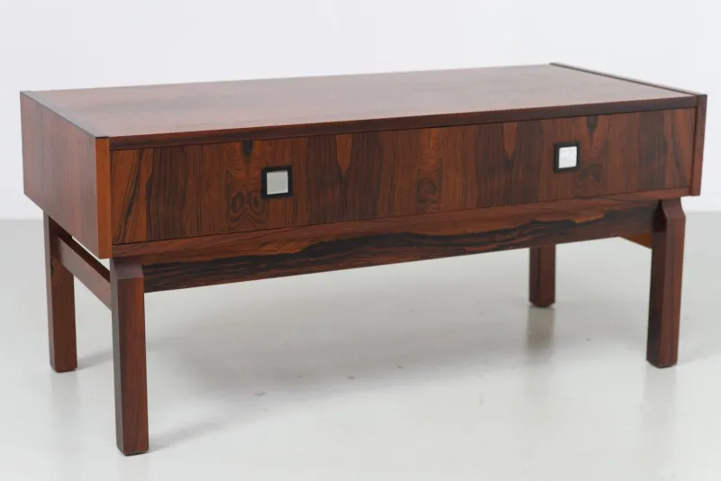 Sale Pamono Mid-Century Danish Rosewood Chest of Drawers, 1960s
