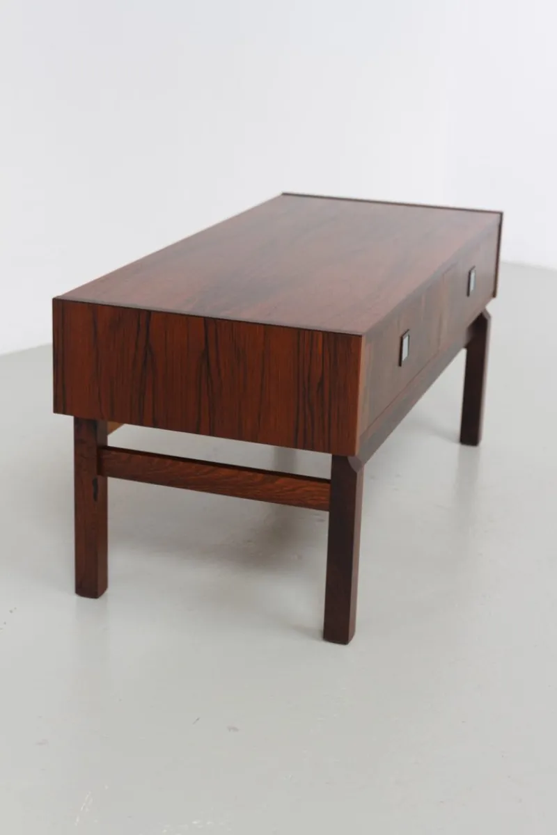 Sale Pamono Mid-Century Danish Rosewood Chest of Drawers, 1960s