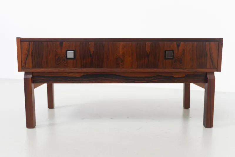 Sale Pamono Mid-Century Danish Rosewood Chest of Drawers, 1960s